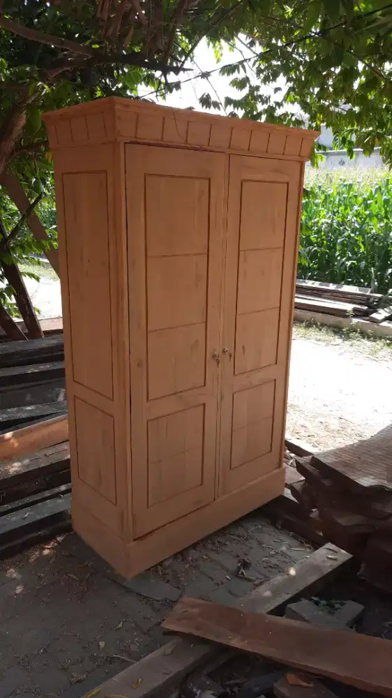 Almari pintu pintu kayu jati