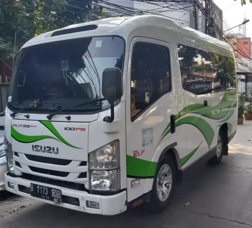 Rental Elf Hiace Bus Pariwisata Bogor pajajaran