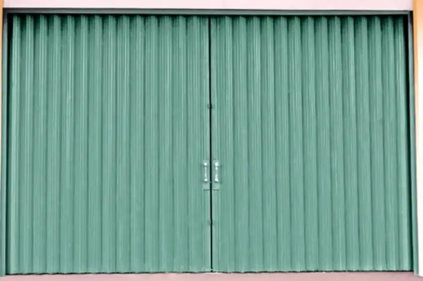 Rolling door polding gate