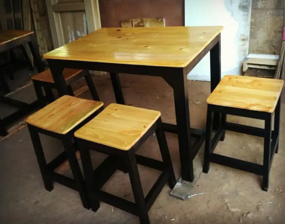 Menerima tempahan meja cafe kursi cafe gerobak meja bar dll