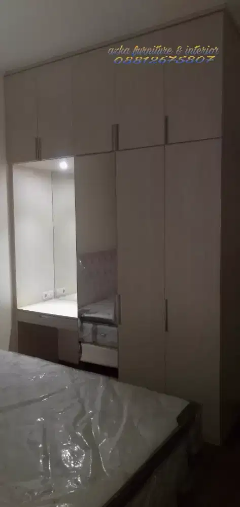 almari pakaian minimalis