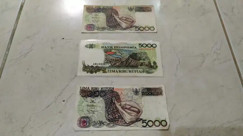 Uang lama,sasando rote 5.000 rupiah, tahun 1992, ada 3 lembar