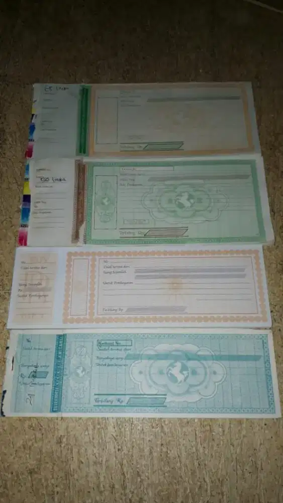 Kwitansi lama tanpa tulisan tahun