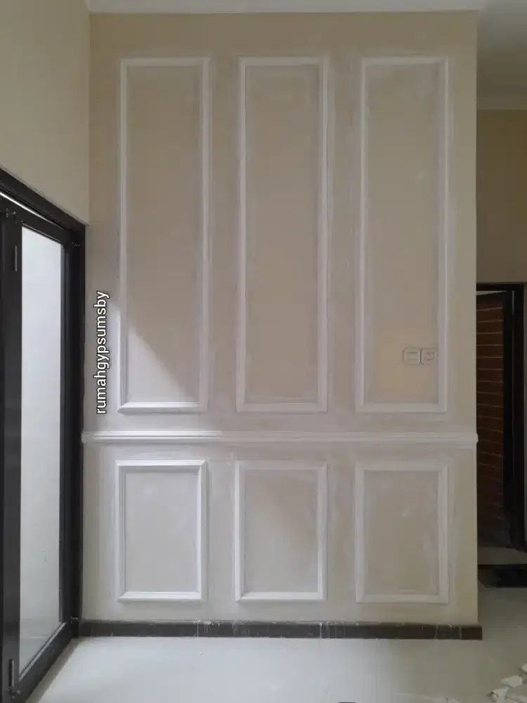Wallmoulding / Wall Moulding / Wall Molding