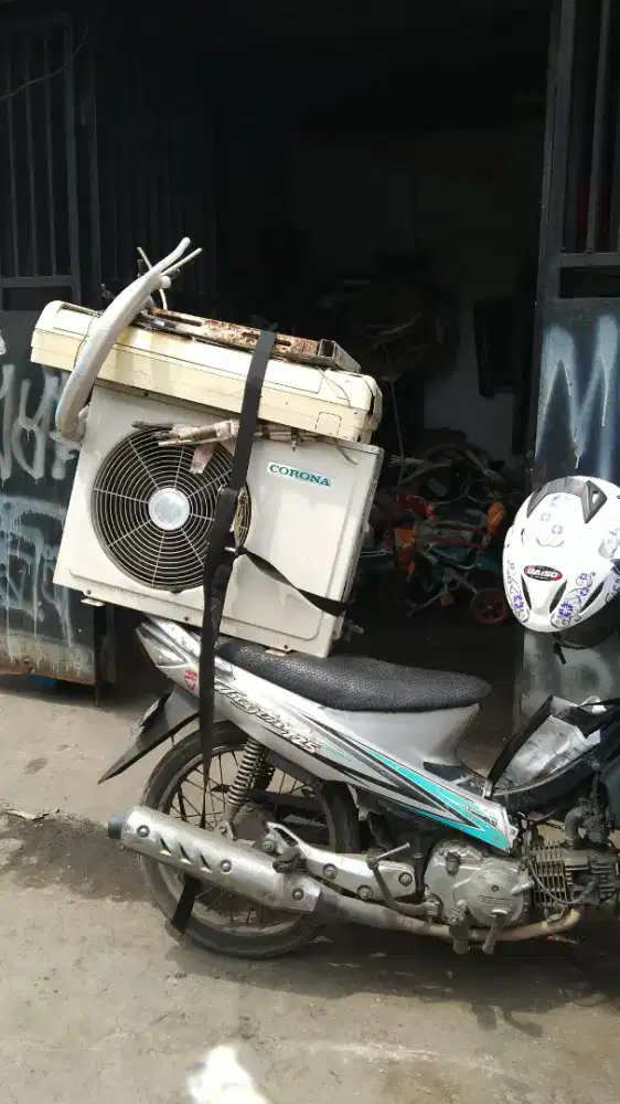 Jual beli AC bekas segala kondisi