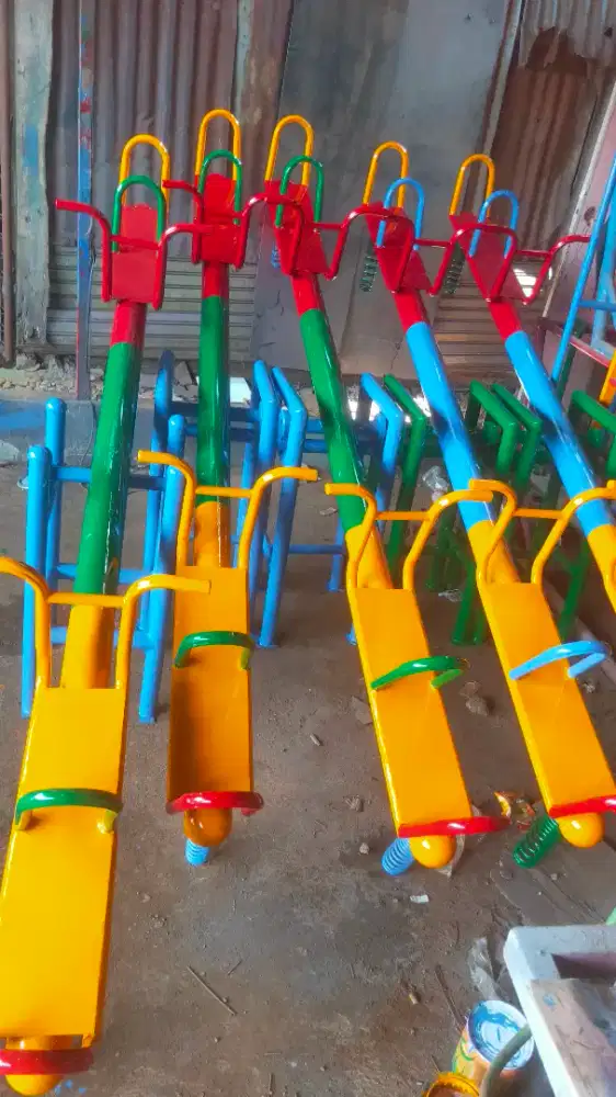 Dijual jungkitan untuk sekolah PAUD TK dan taman