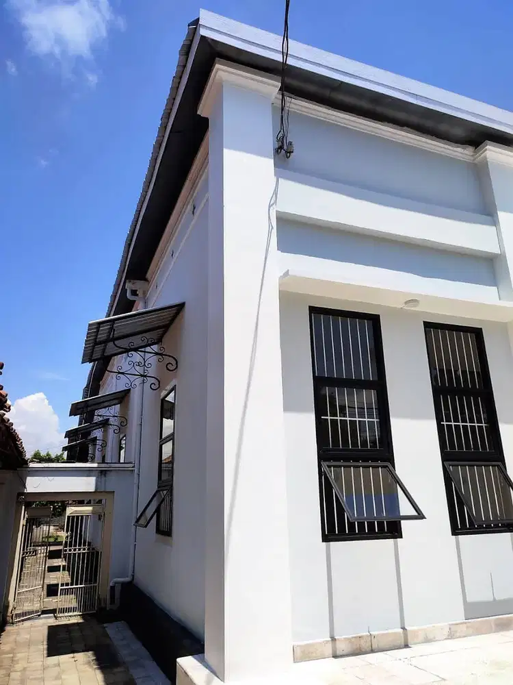 Rumah dan Tanah di tengah kota Madiun, sangat strategis utk Hotel dll