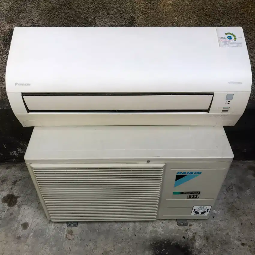 AC Daikin Inverter 1/2PK