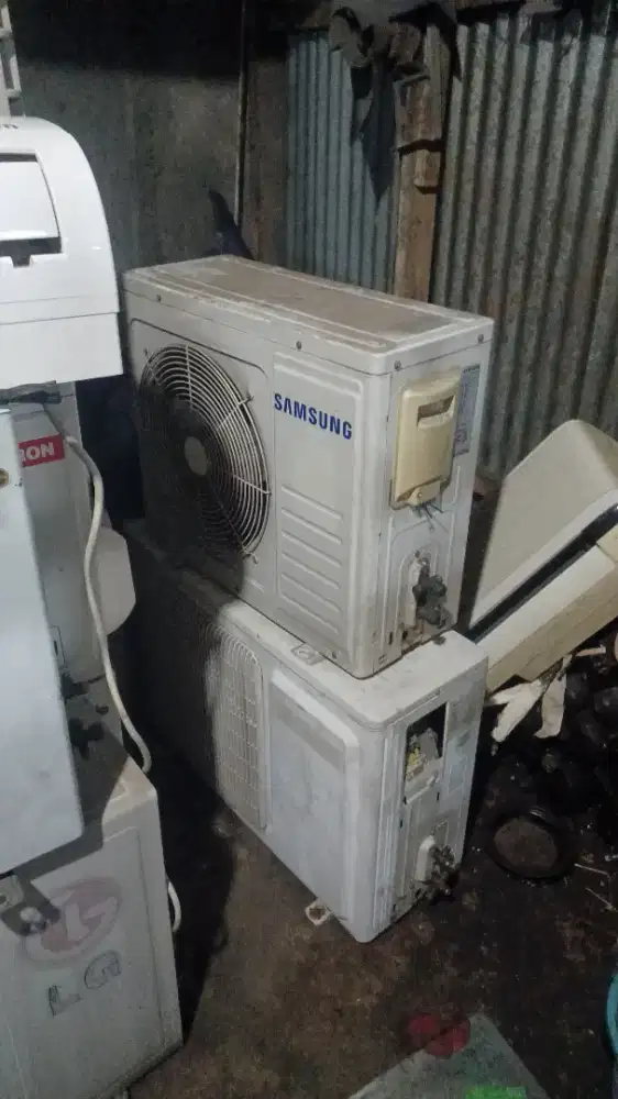 Jual beli Ac bekas dan Alat2 ex kantor