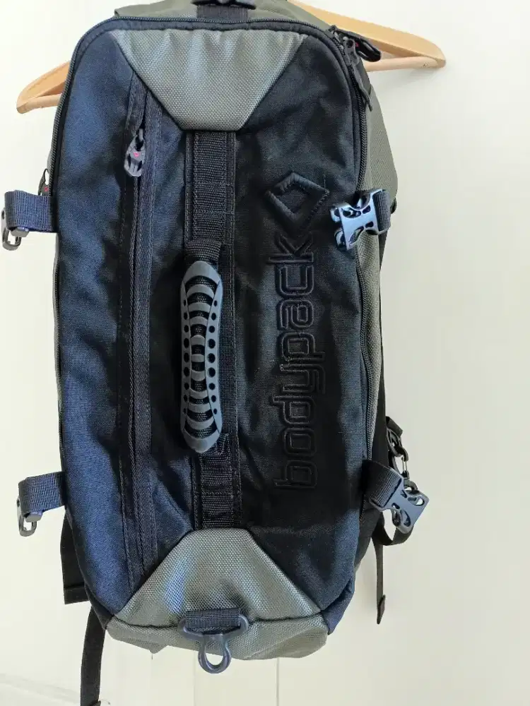 Bodypack Eiger Exsport Authentic Laptop backpack