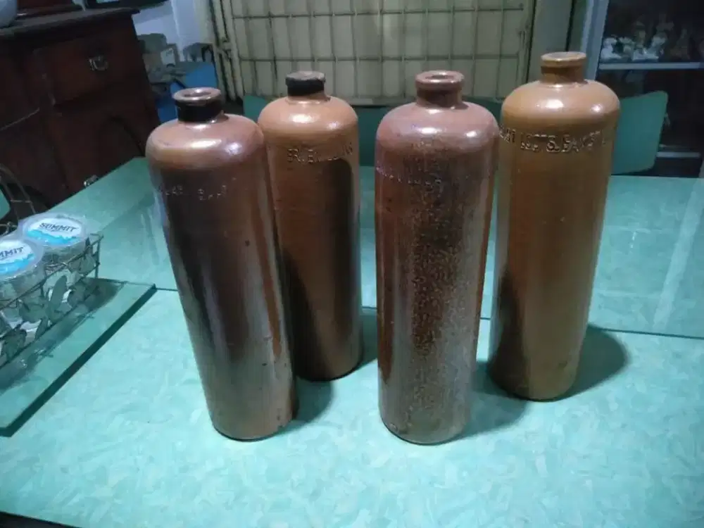 4 Botol Keramik Lawas