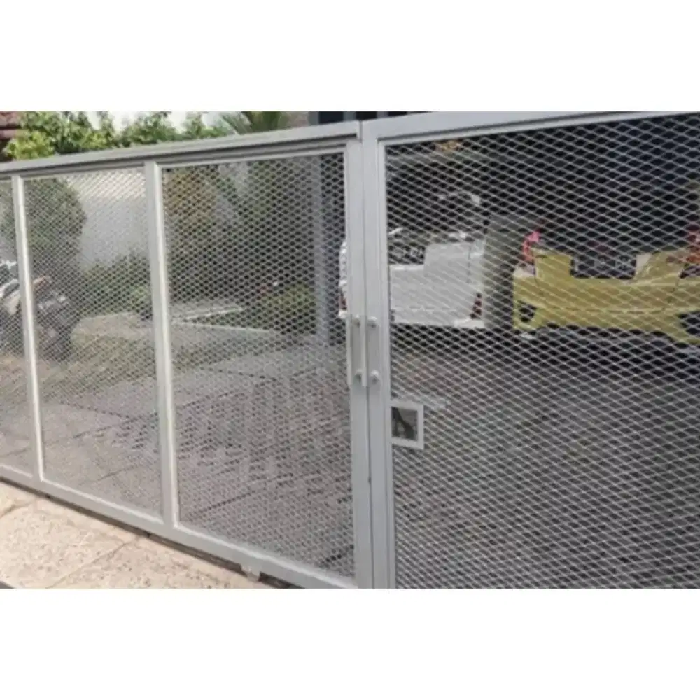 Pagar gerbang besi plat expanded
