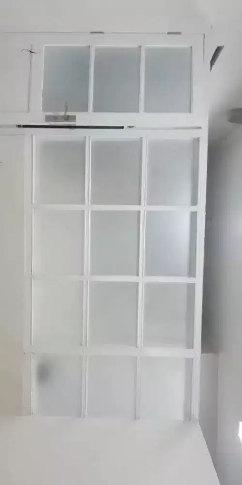 pasang sticker kaca sunblast dan kaca film