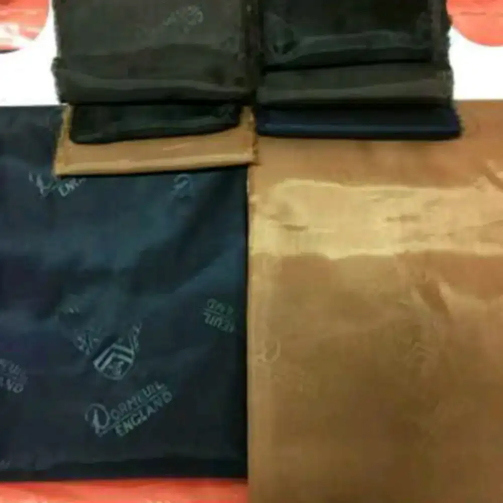 Kain furing Jas, Furing jaket, Furing toga wisuda almamater.Tas dompet