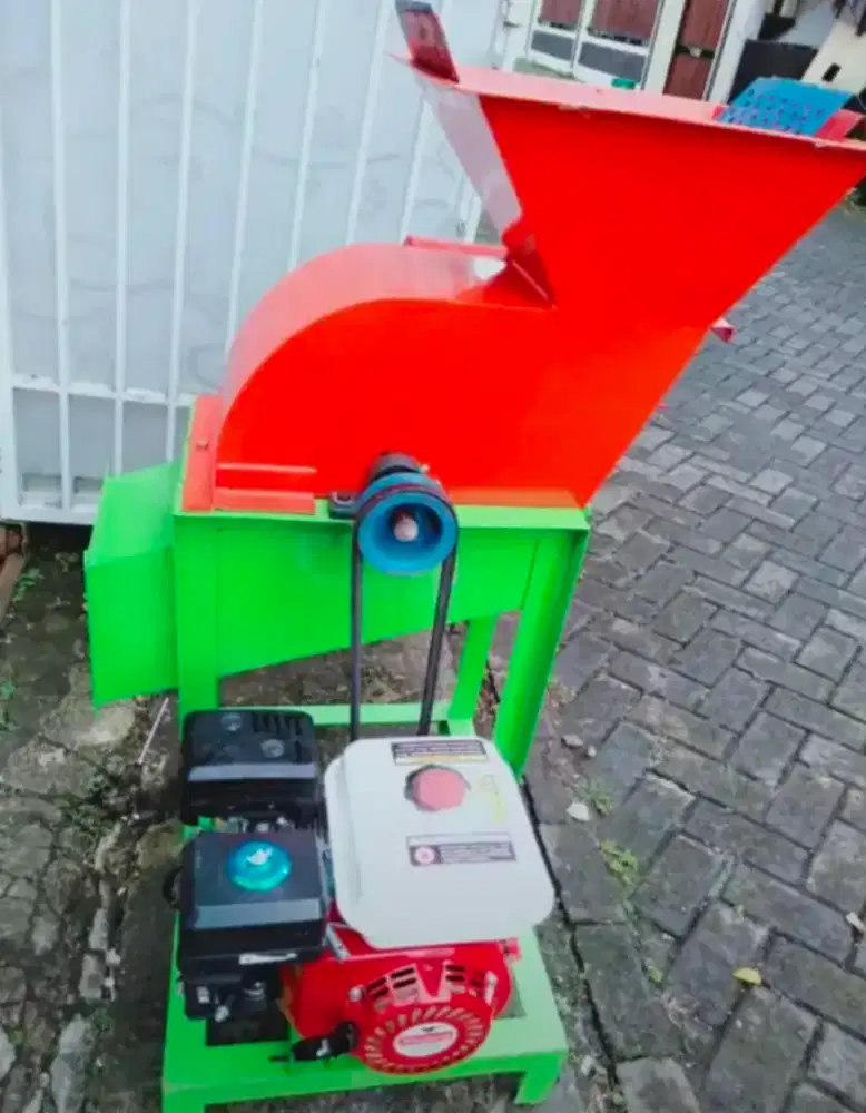 (RUMAH TEKNIK JOGJA)Pencacah jerami utk pakan ternak dan kompos