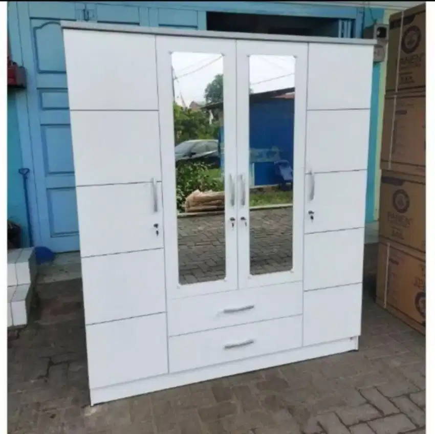 NEW LEMARI PAKAIAN 4 PINTU