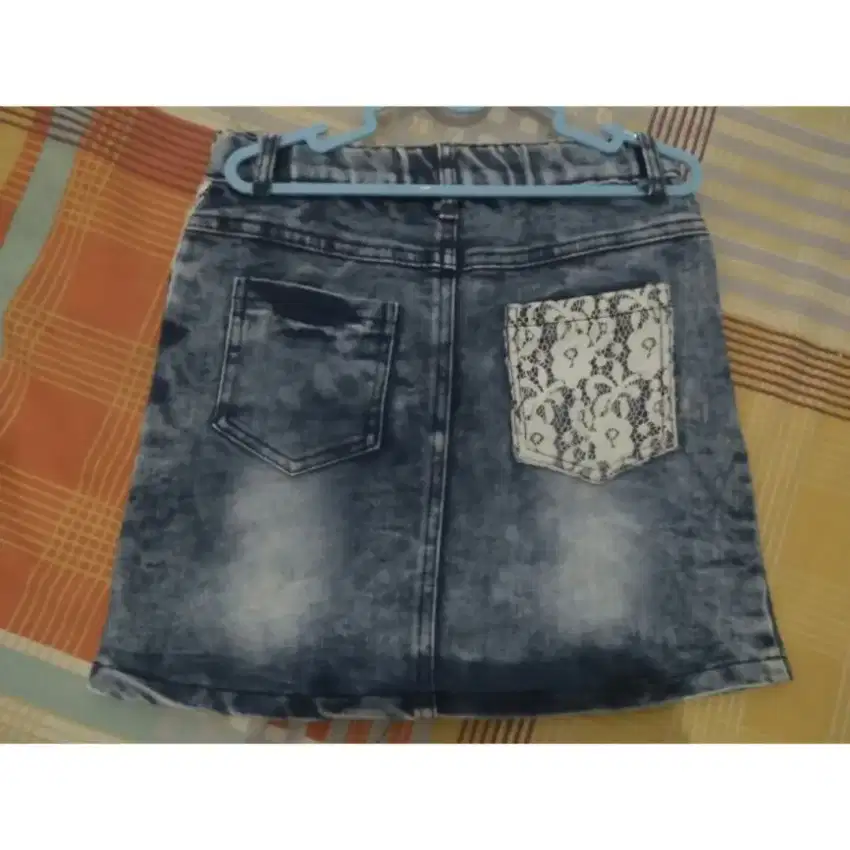 Rok Jeans Pendek Anak-anak untuk usia 5-7th