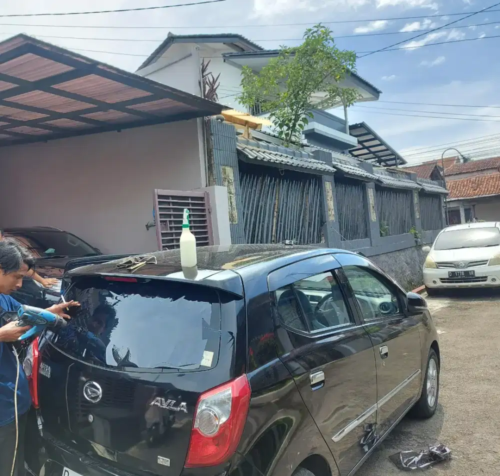 kaca film mobil panggilan