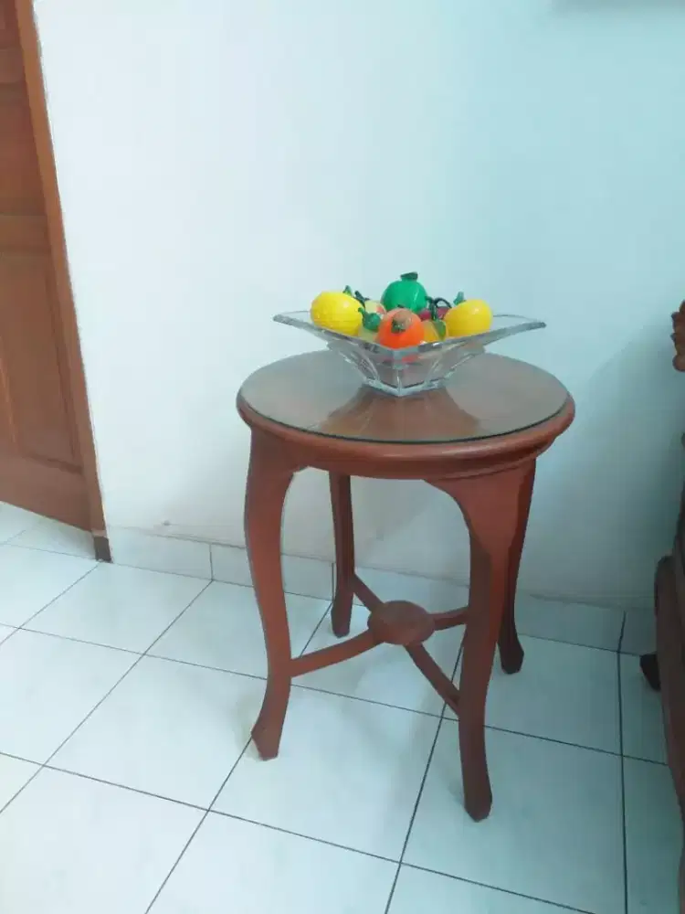 Buah-buahan  dari  kaca