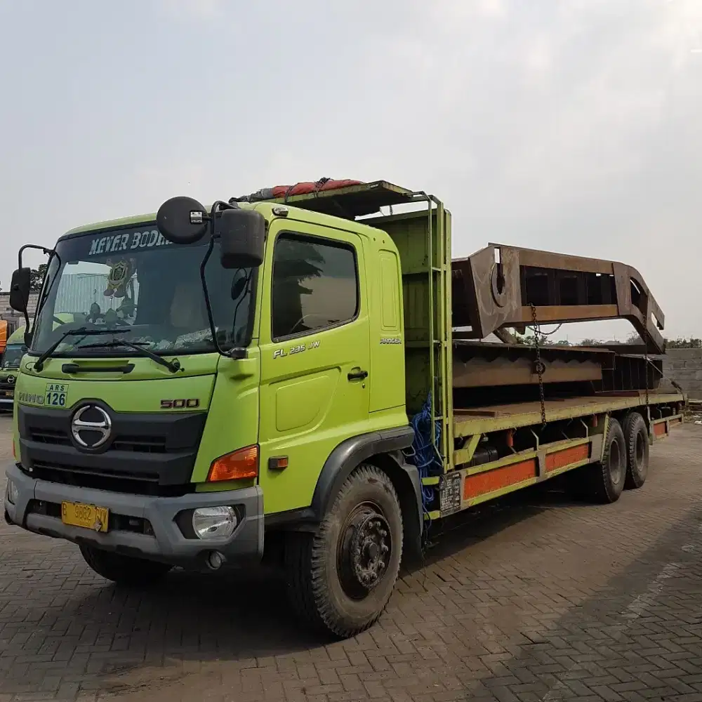 Sewa Truk Tronton los bak max 25 ton