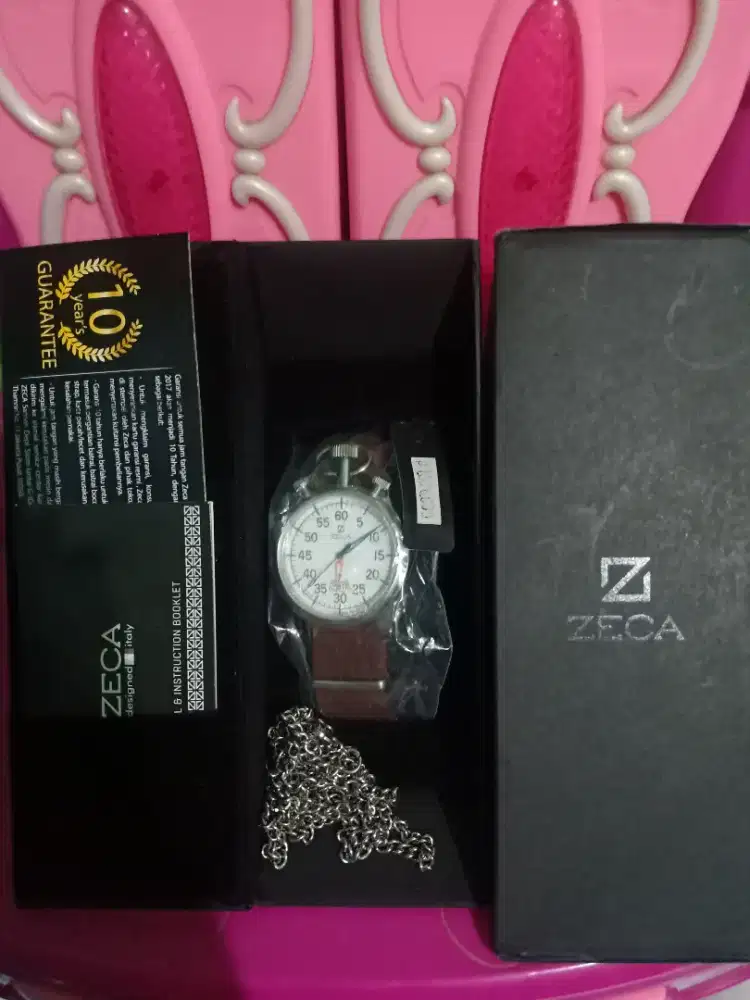 Jam tangan ZECA model 209M