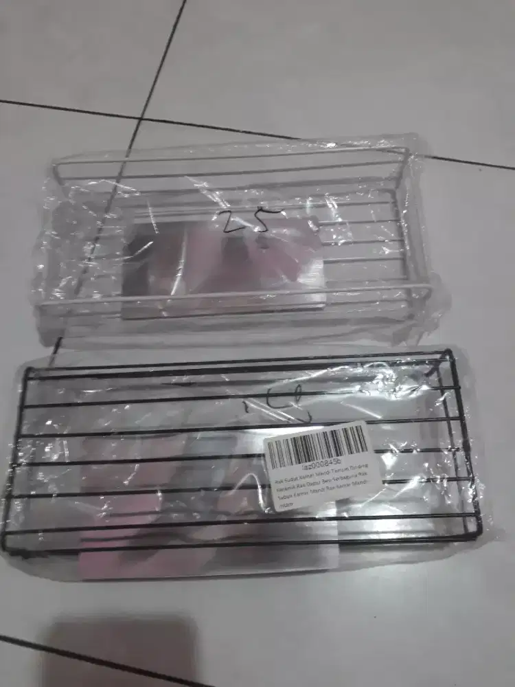 rak sudut kamar mandi/dapur tempel dinding keramik