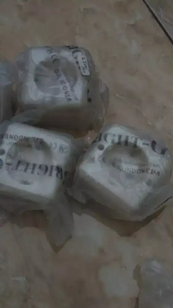 stop kontak ob campur bright 13pcs+5 stop kontak ib