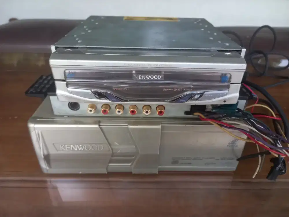 Headunit singledin langka kenwood kvt m700 plus receiver n vcd changer