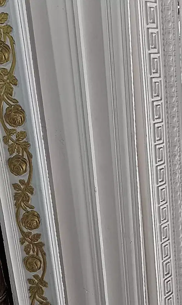 Lis gipsum dan Moulding