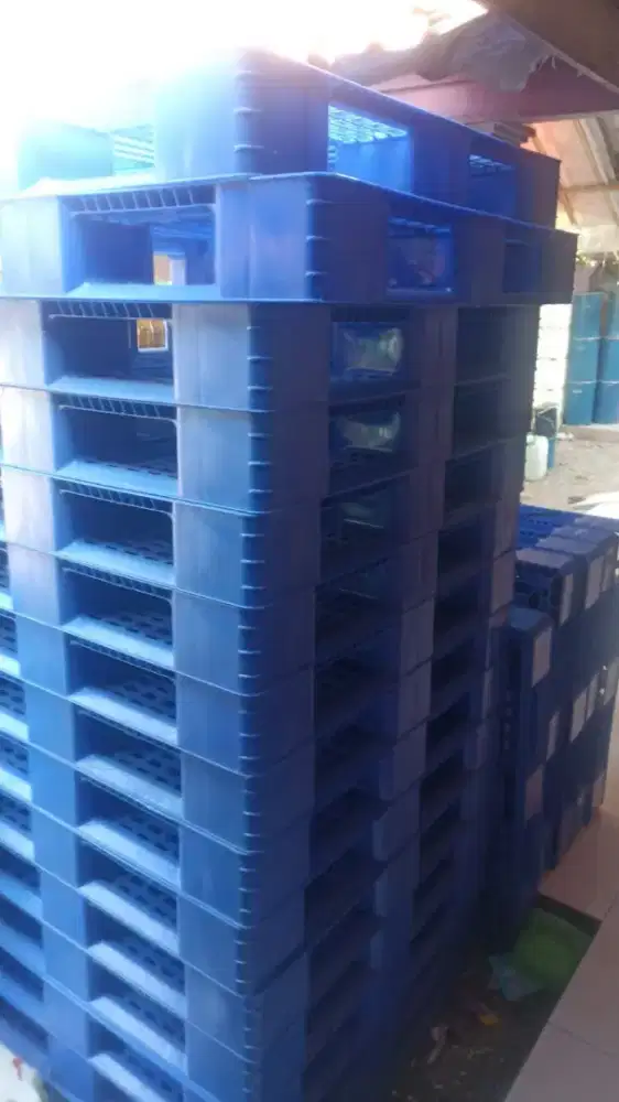 Pallet plastik bekas berkualitas