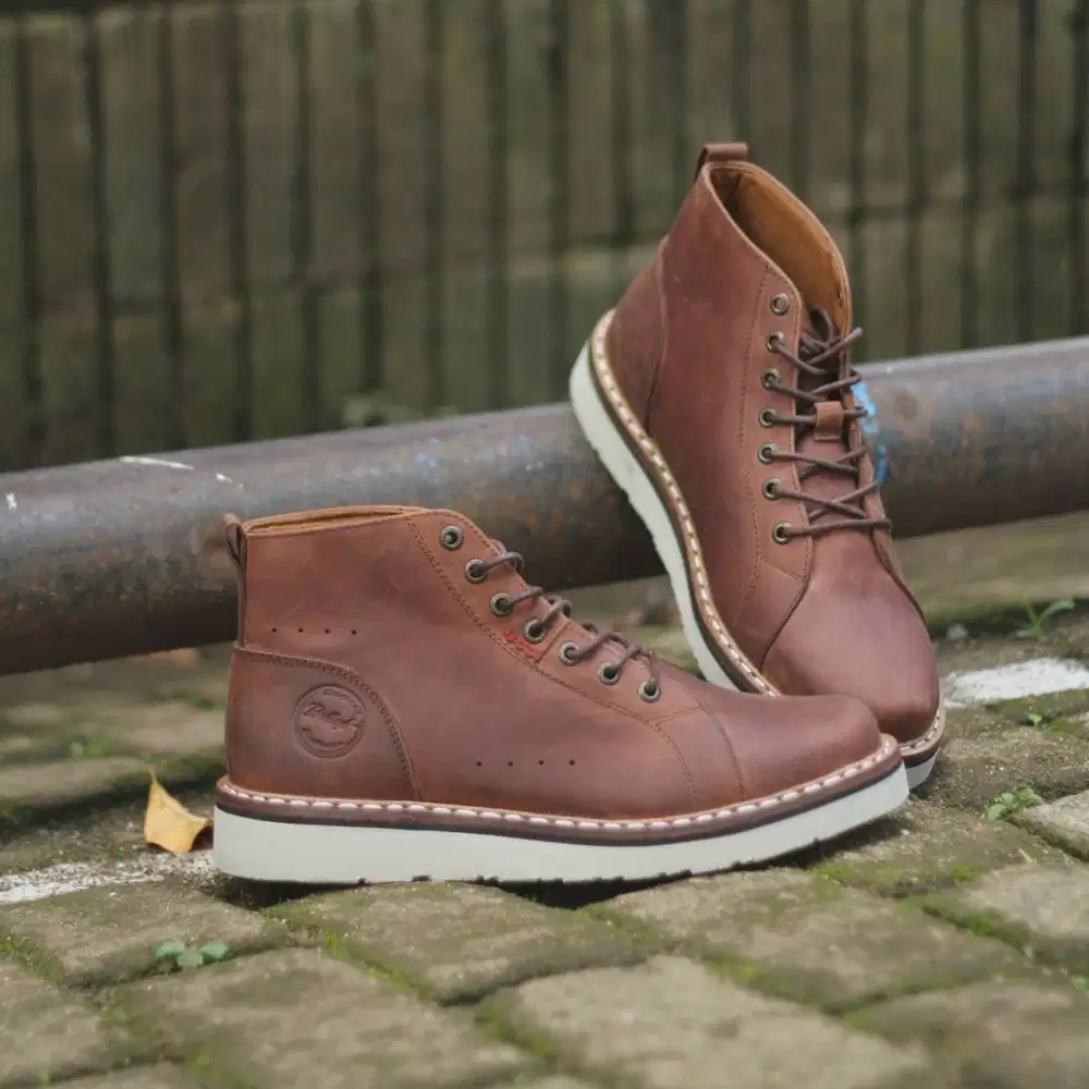 Sepatu Boots Pria kulit asli - sepatu casual- sepatu travel
