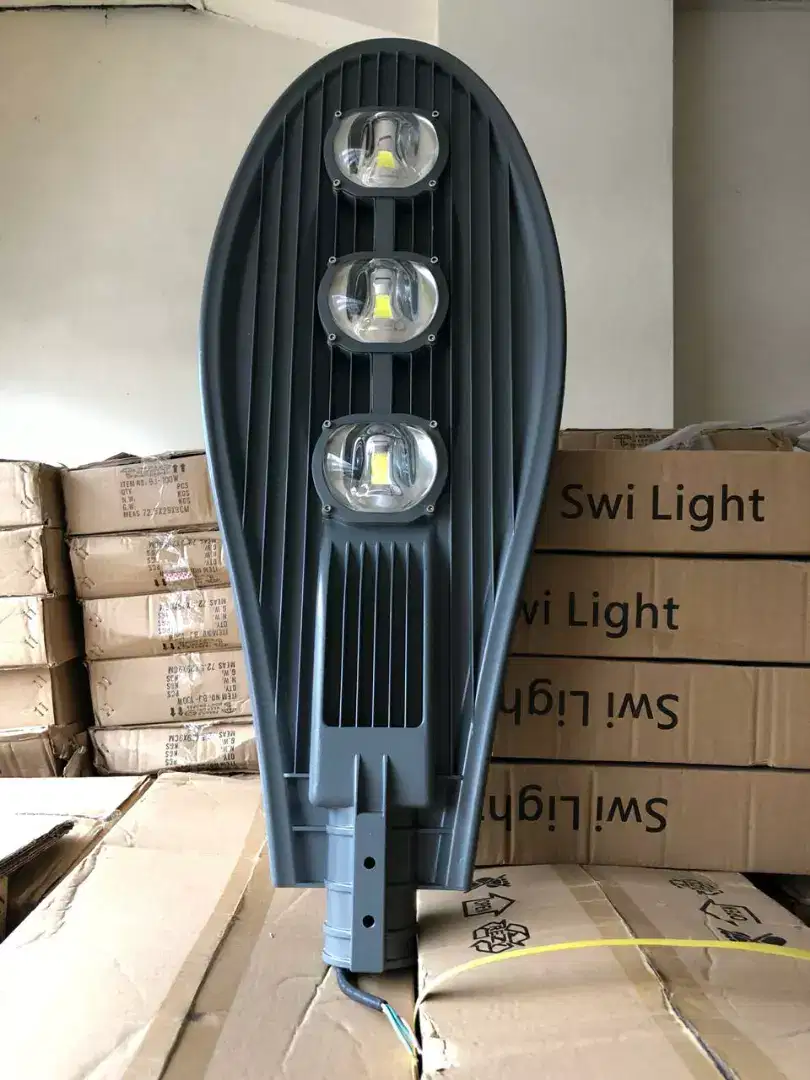 Lampu pju 120 watt