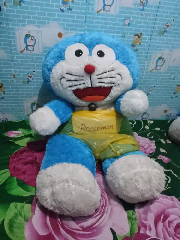 BONEKA DORAEMON JUMBO