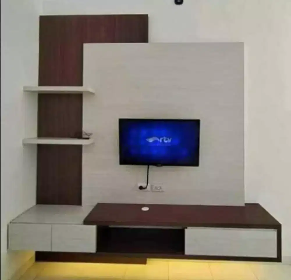 Backdrop TV Minimalis