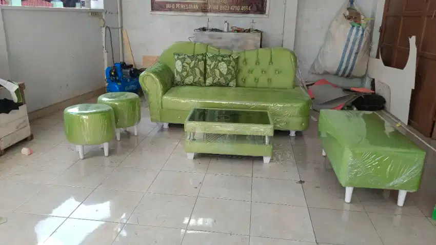 Sofa minimalis elegan