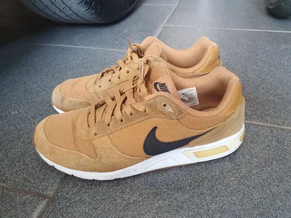 Nike discount nightgazer camel