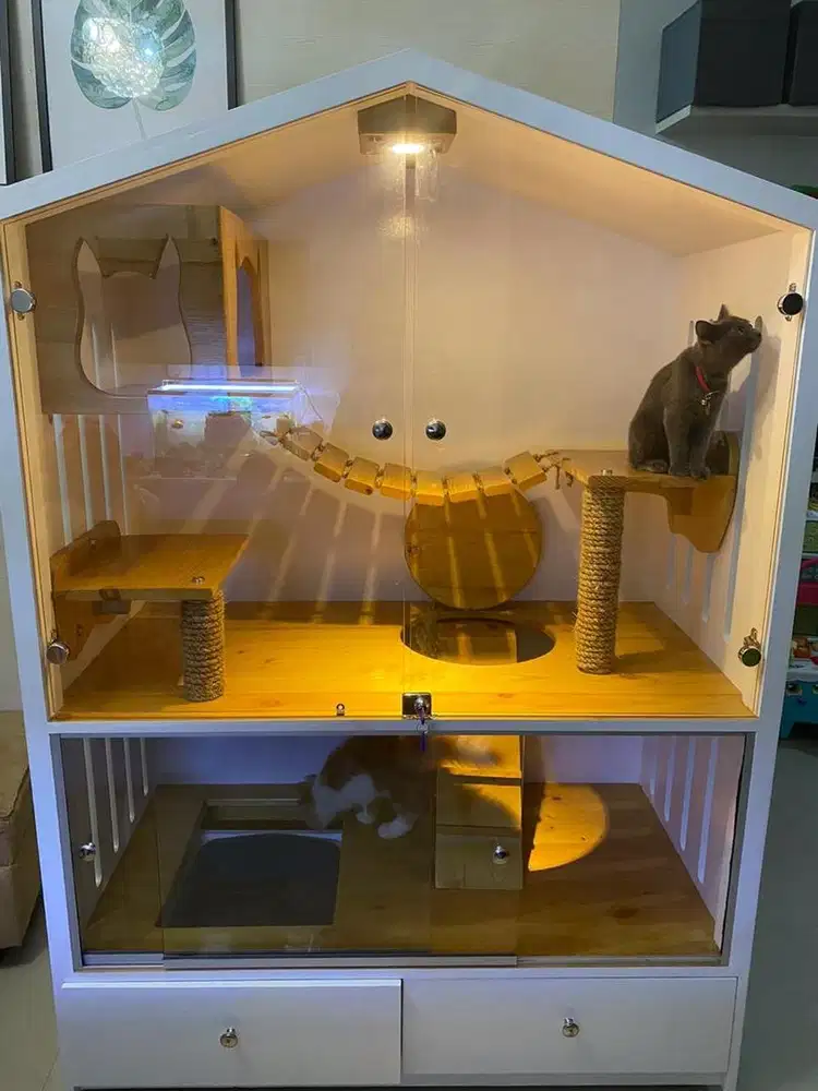 Kandang kucing aqurium putih elegan