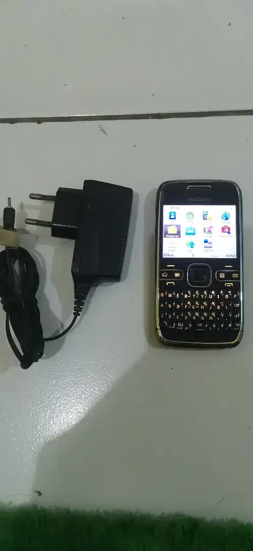 Nokia E72 the legend msh segel