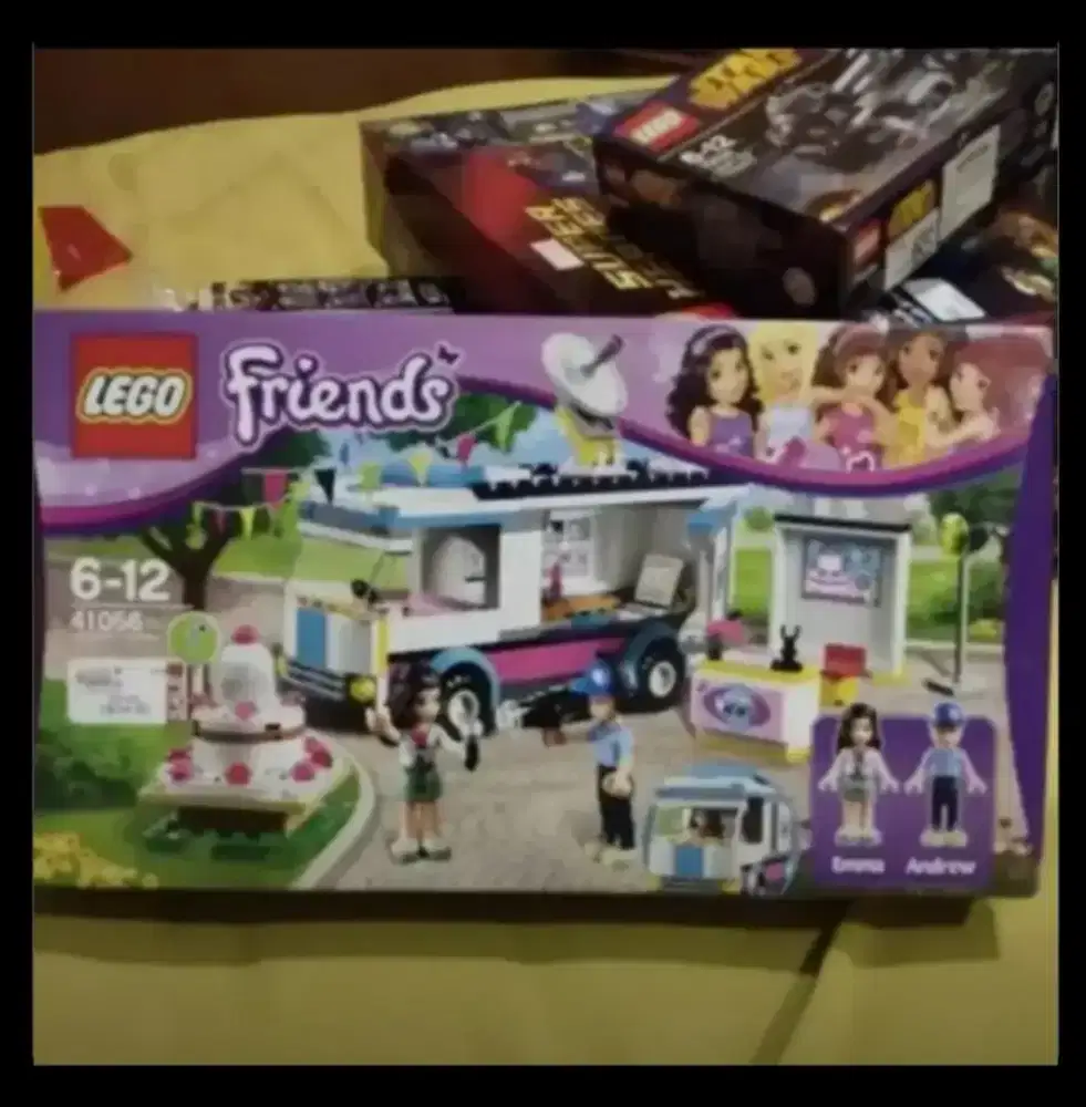 Friends Emma Lego 41056 mini figure