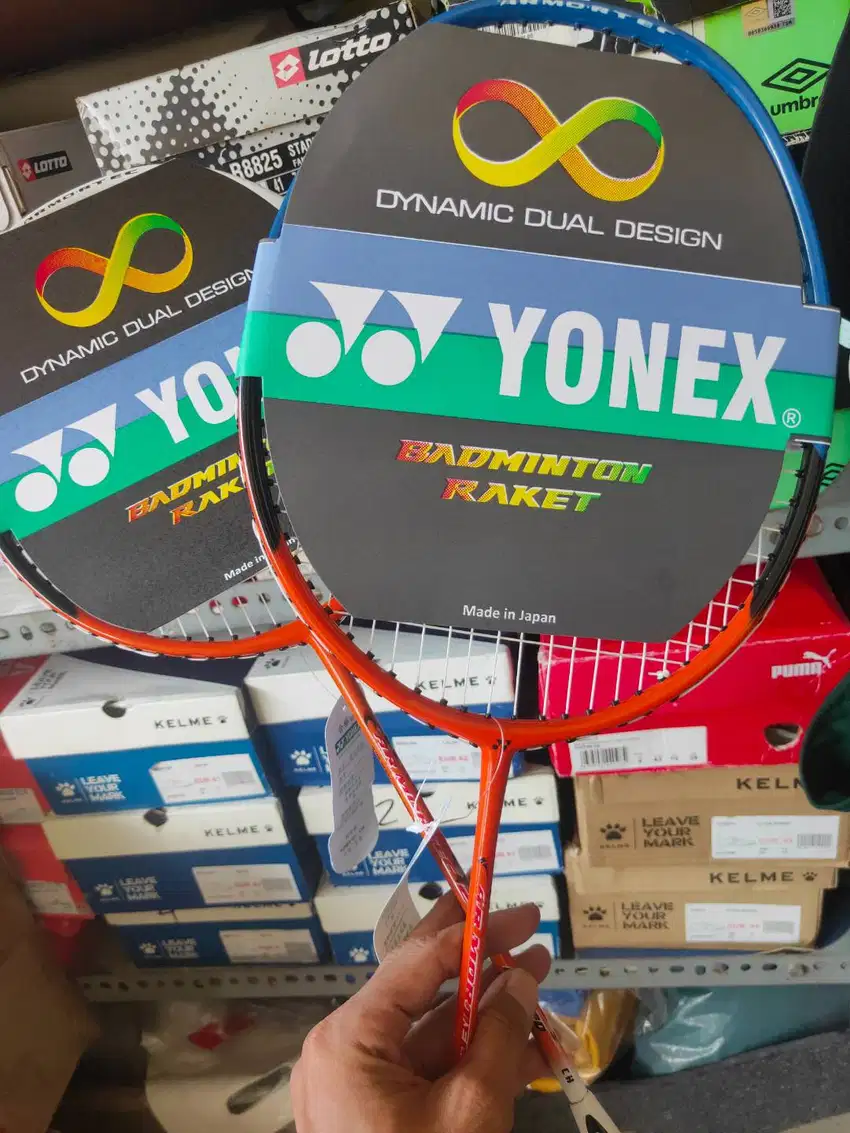 Raket Badminton Yonex berlogo PBSI berkualitas