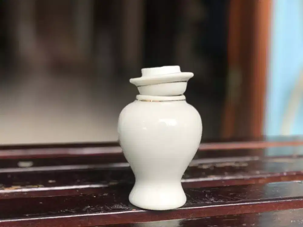 Di jual guci  antik lawas ori