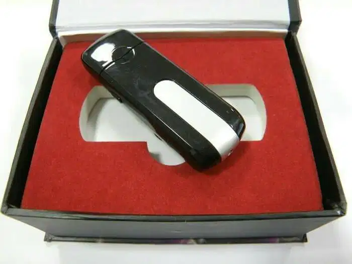 Flash Disk Berkamera Video USB Hidden