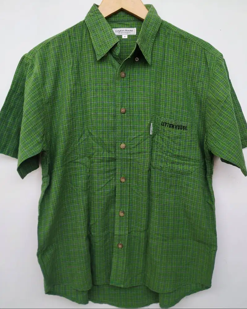 Kemeja Lengan Pendek Leyton House Size M