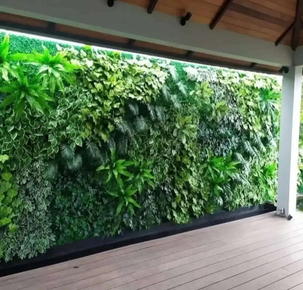 Dekorasi Taman Vertical Garden Artificial / Tukang Taman Murah