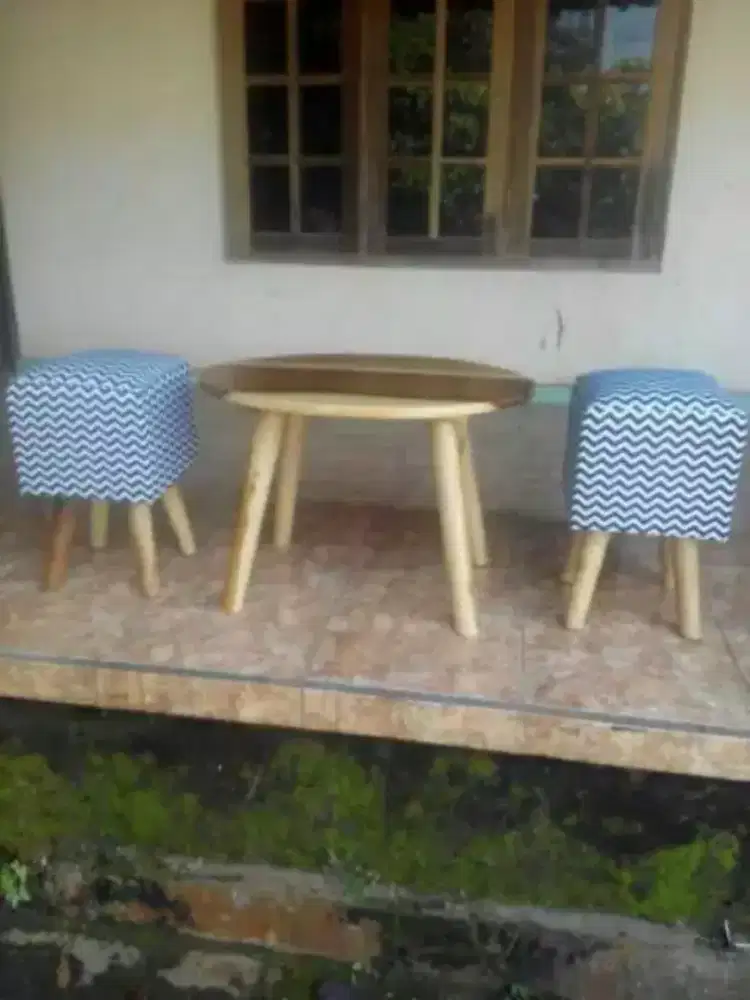 Kursi Stools Meja Oval