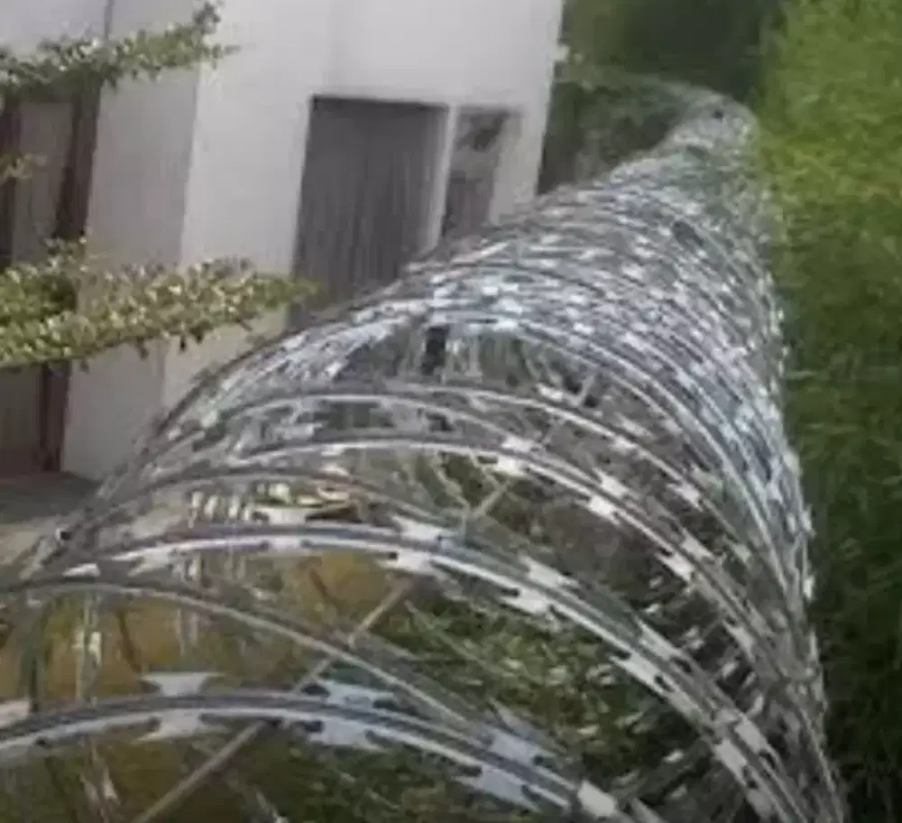 KAWAT SILET UNTUK KEAMANAN RUMAH DAN KANTOR