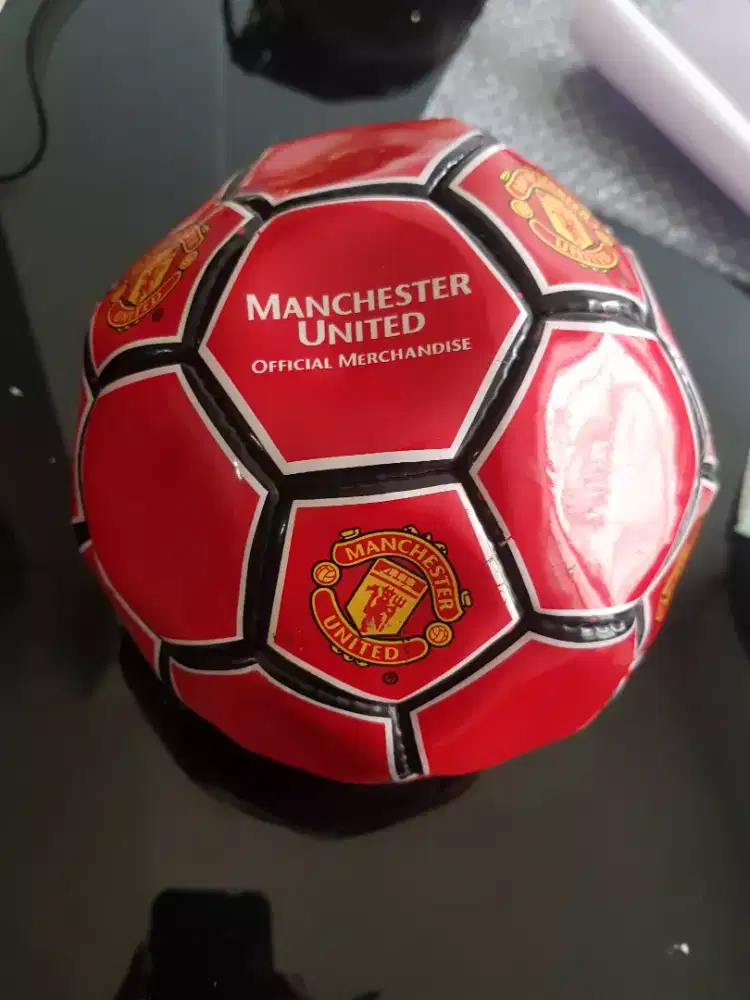 Bola Manchester United official merchandise size 3