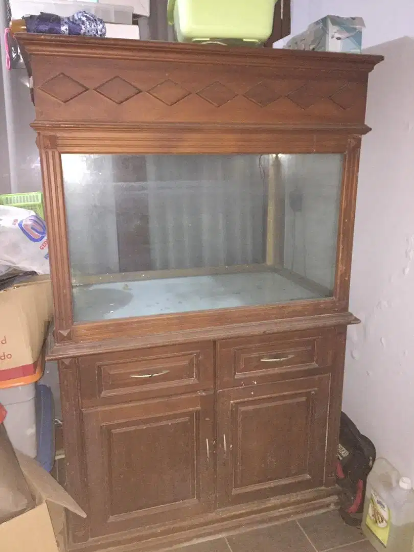 Dijual Aquarium Bahan Kayu Jati