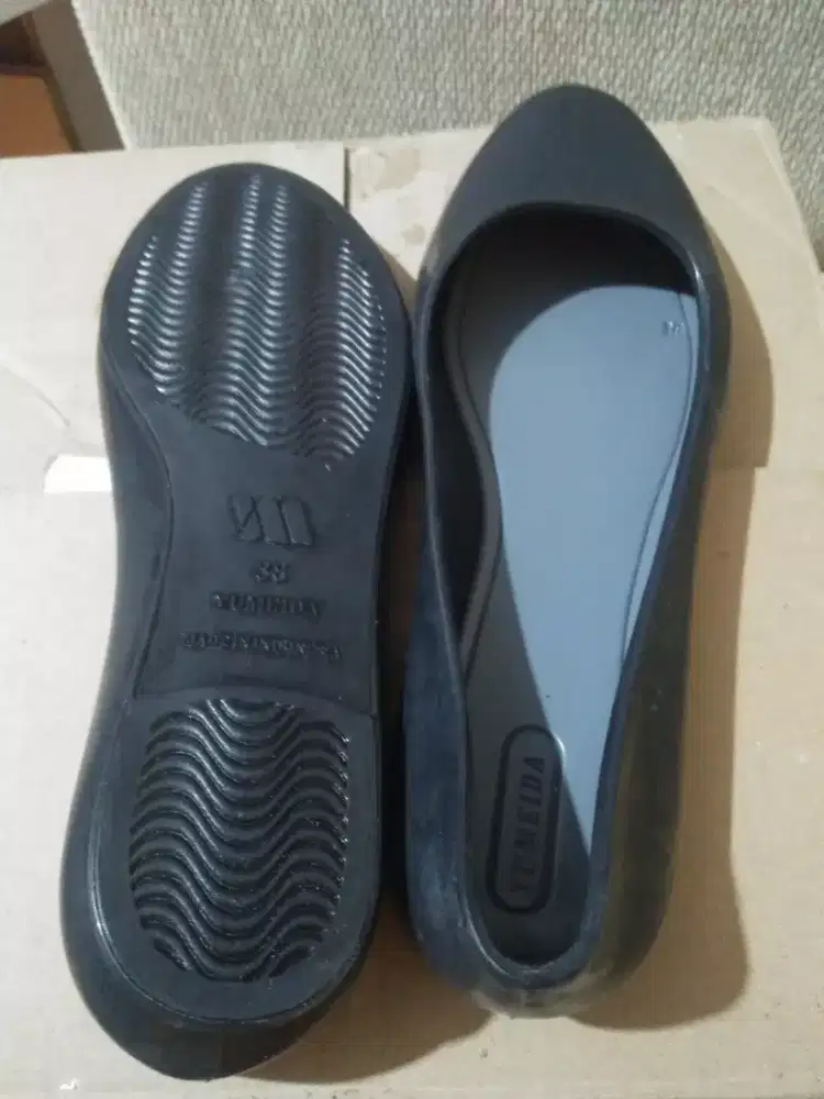 Sepatu karet cewek baruuuuu