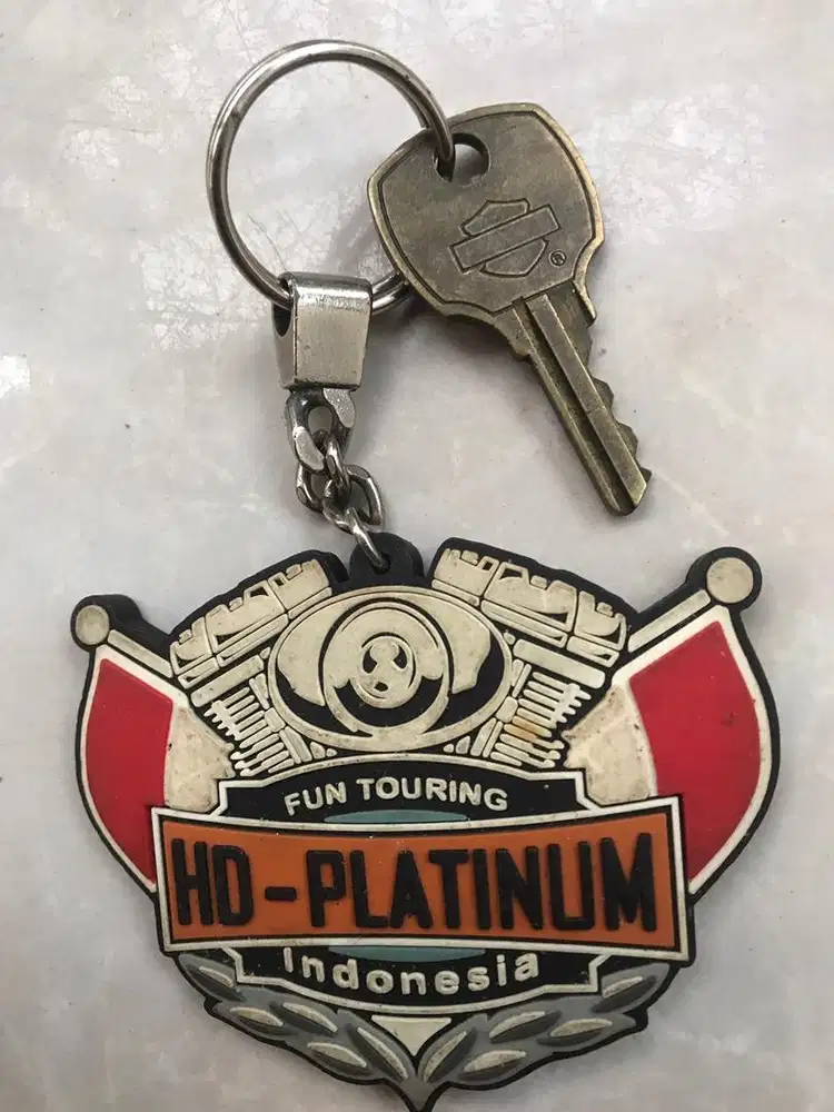 Gantungan dan Konci Harley Davidson college